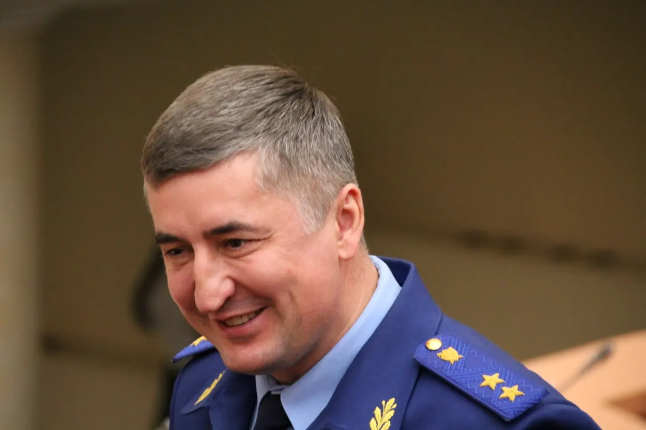 Указ президента от 28 июня назначил Сергея Филипенко прокурором Воронежской области на пятилетний срок; Роман Пантелеев стал прокурором Саратовской области.