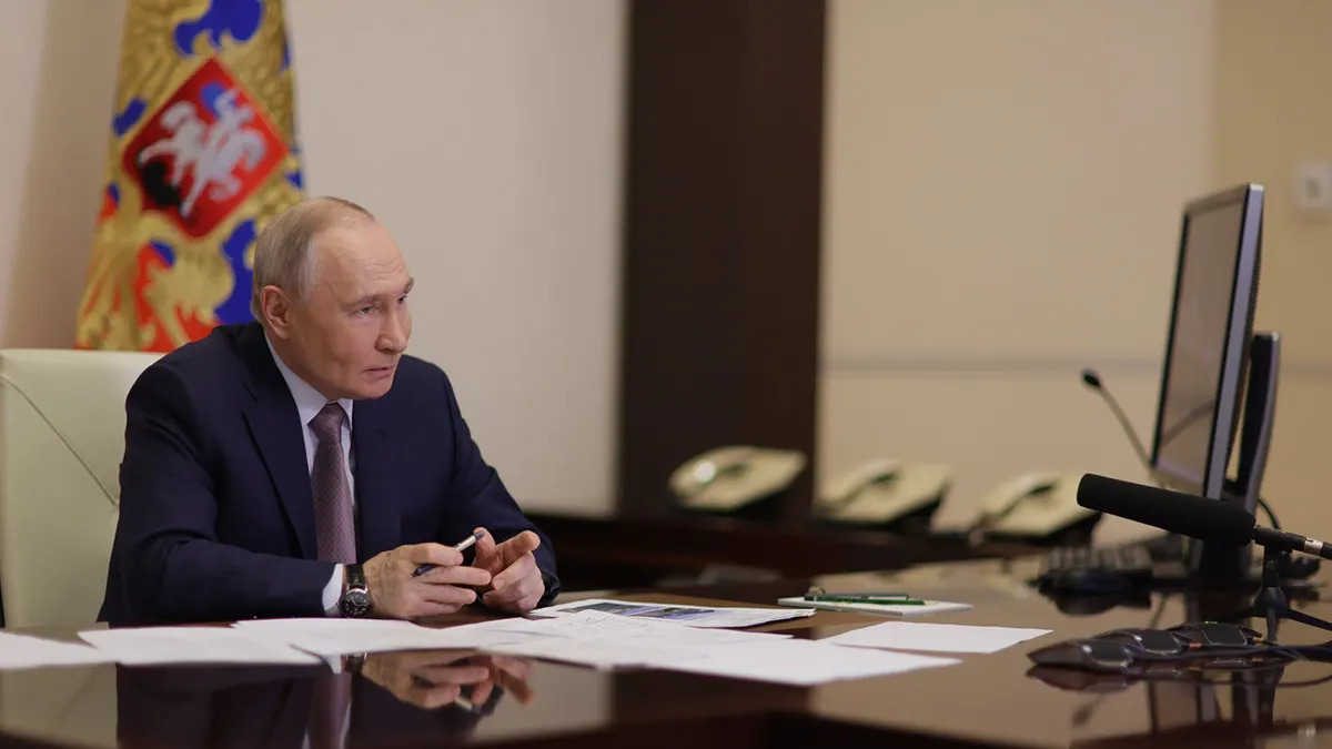 Президент подписал документ, позволяющий в случае угрозы безопасности критической инфраструктуры вводить временное внешнее управление над соответствующими активами.