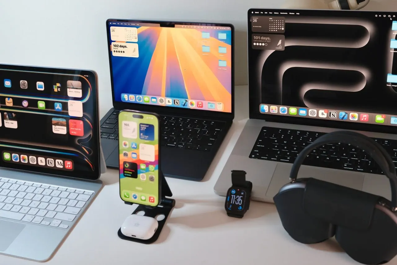 Федеральная антимонопольная служба предъявила Apple претензии за несоблюдение требования по предустановке российского мессенджера MAX и магазина RuStore на устройствах iOS.