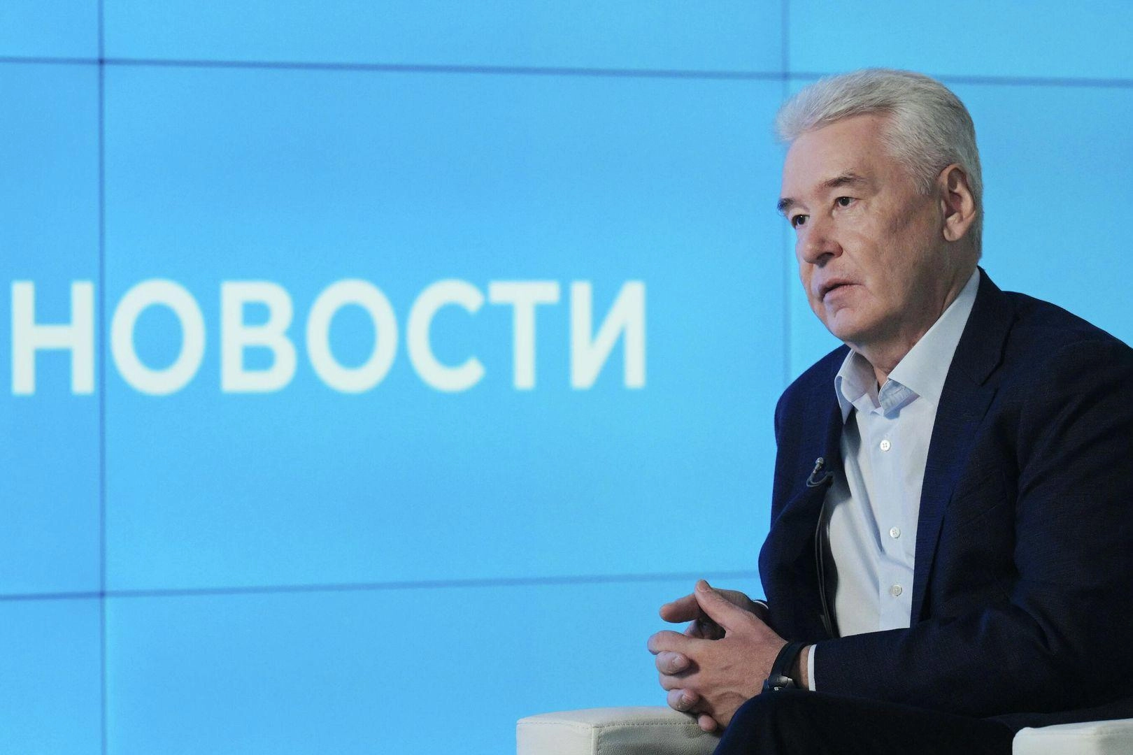 Мэр Москвы заявил, что попытки развернуть экономику под нужды войны опасны: мирная экономика необходима для победы и стабильности.