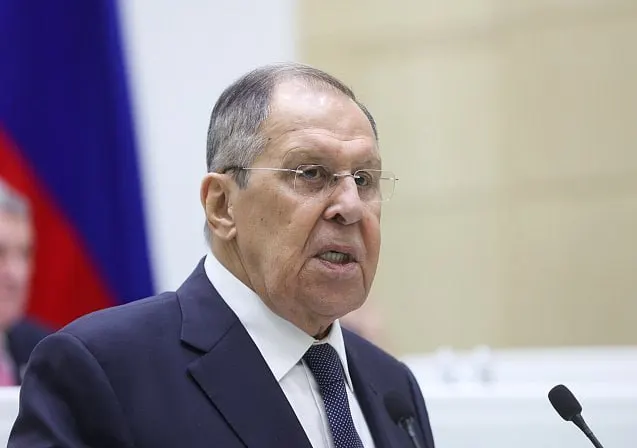 Лавров заявил, что обвинения Германии в причастности РФ к инциденту с беспилотником в Лейпциге означают эскалацию, а закрытие дипломатических представительств — повторение ошибок истории.