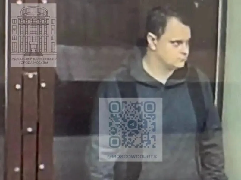 Бывший оперуполномоченный красноярского уголовного розыска осуждён на четыре года колонии строгого режима, заплатит штраф и лишится званий.