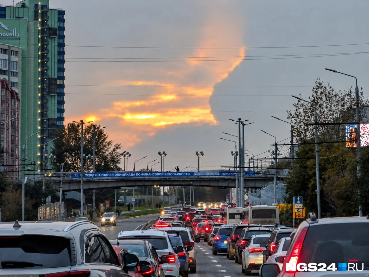 Планируются ремонтные работы пешеходного моста через улицу Копылова в 2027 году. Бюджет около 56 млн рублей, будет обновлена подпорная стенка и лестницы к 400-летию города.