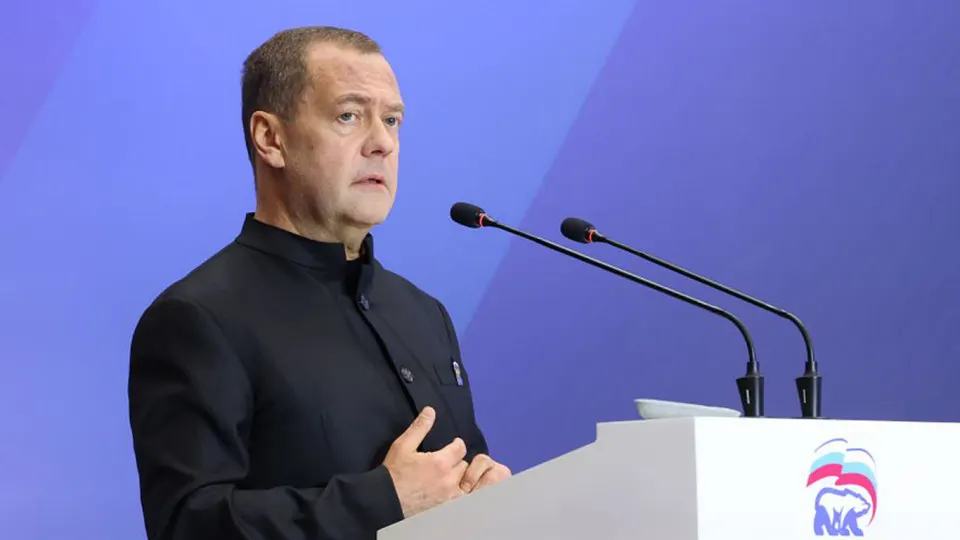 Заместитель председателя Совбеза заявил о реальной возможности ядерного апокалипсиса и подчеркнул необходимость готовности на фоне истечения СНВ‑III и роста напряжённости в мире.