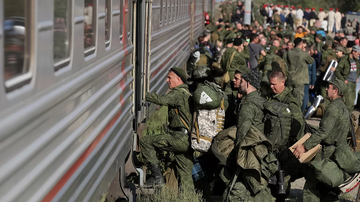 В проекте приказа предлагается расширить прокурорские проверки исполнения законодательства о воинском учёте: контроль охватит ведомства, работодателей, вузы и учреждения исполнения наказаний, включая проверку передачи данных и оформления броней.