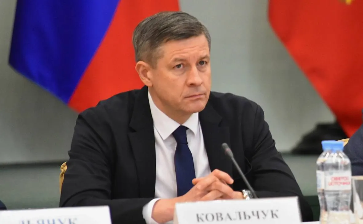 Врио губернатора Егор Ковальчук подписал указ об отставке регионального правительства. Новый состав пока не назначен.