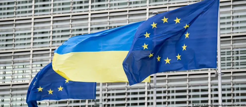 Евросоюз планирует ввести ограничения против лиц и структур, причастных к насильственному перемещению детей из Украины; решение ожидают на заседании 12 мая.
