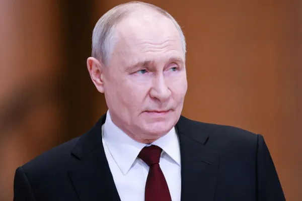 МИД России вызвал посла Сергея Копыркина в Москву на консультации после шагов армянского руководства по сближению с Евросоюзом, которые, по мнению Москвы, подрывают взаимодействие в рамках ЕАЭС.