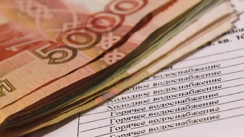 Юристы предупреждают, что для части потребителей к плате за холодную воду могут применить повышающий коэффициент 3 — это коснётся жильцов без счётчика, непроверенных приборов и случаев, когда показания не передаёт владелец более трёх месяцев.
