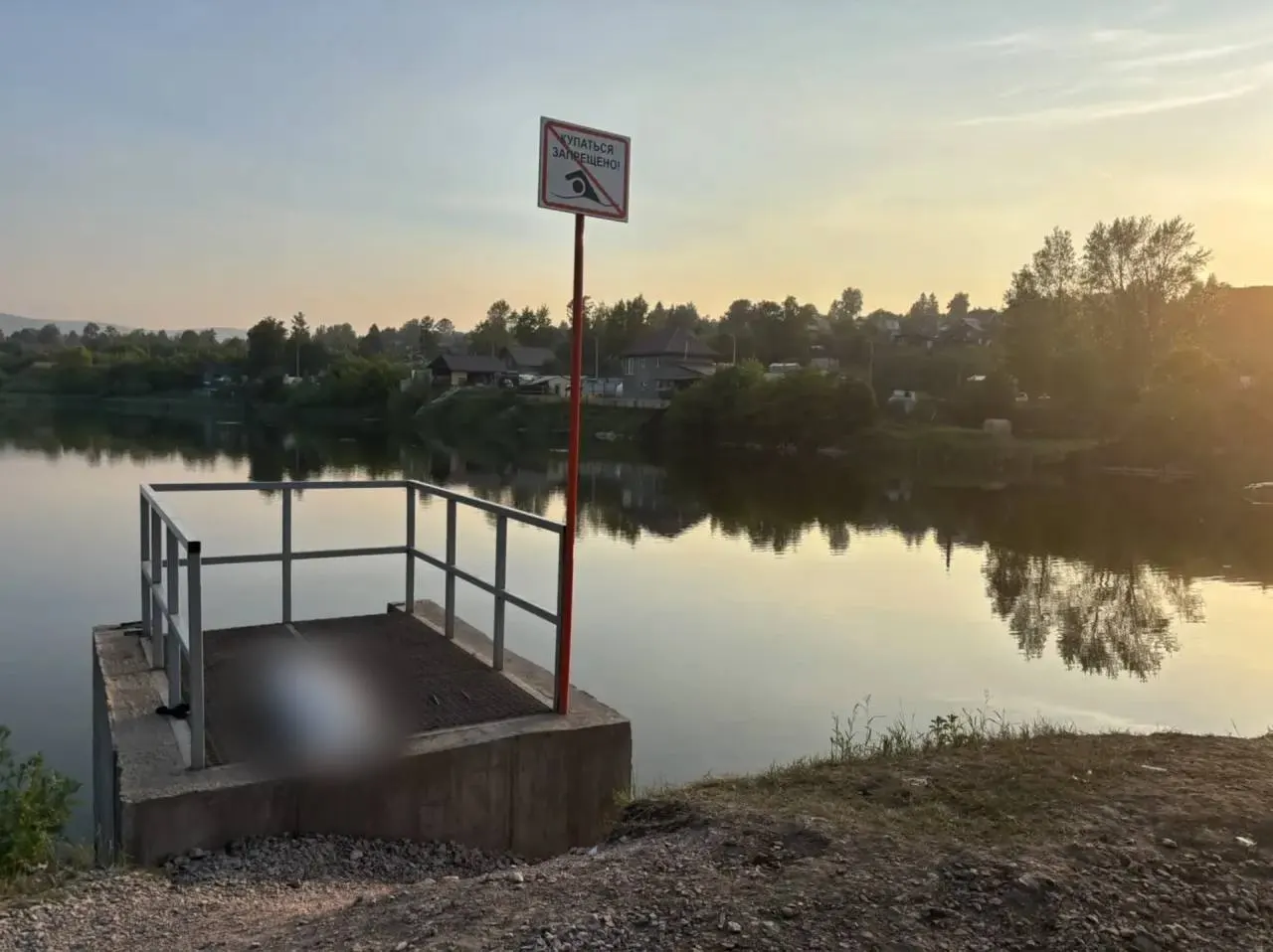 Подросток притворялся тонущим, но не вынырнул из воды. Об этом сообщают в следственных органах Красноярского края.