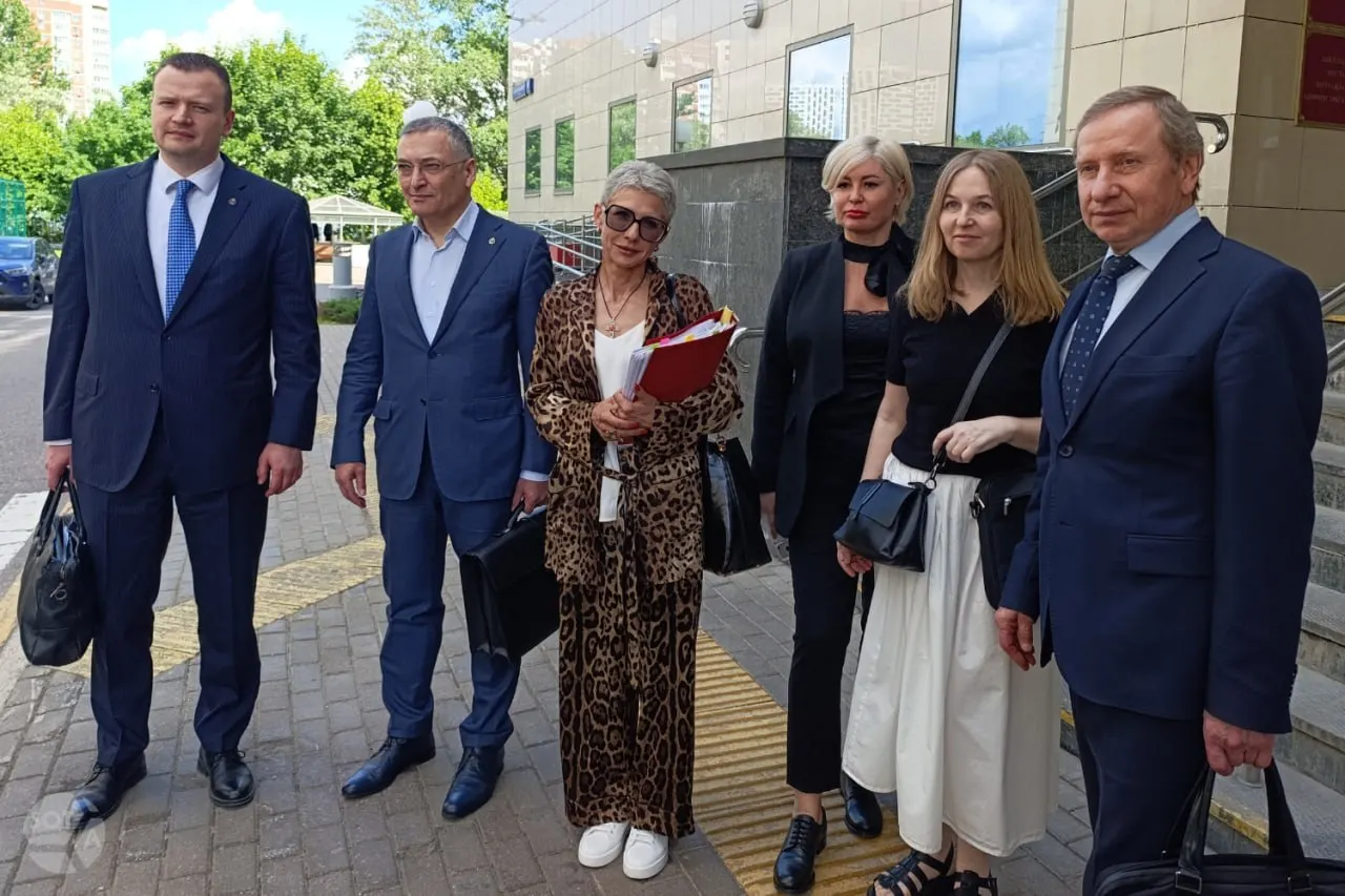 Апелляция оставила в силе решение о лишении статуса Алексея Басистова, Дмитрия Проводина и Юлия Тая. Защита утверждает, что процедура нарушена и такие решения может принимать только Совет адвокатской палаты.