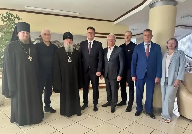 Сенатор провёл встречу с мэром, чиновниками и представителями церкви — стороны договорились совместно доработать проект и оперативно подготовить документы для выхода на стройплощадку.