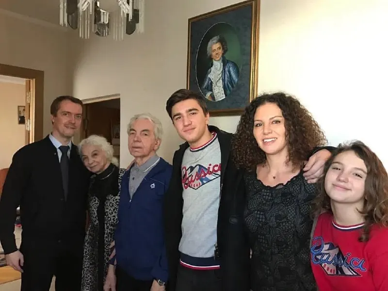 Людмила Петровна Хворостовская умерла на 91-м году жизни. О смерти 16 июня сообщил министр культуры Красноярского края; регион поможет в организации похорон.