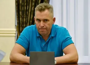 Совет ЕС расширил ограничительные меры против России: в обновлённый список внесены свыше 80 физических лиц и организаций, среди них экс-омбудсмен Павел Астахов и генпрокурор Александр Гуцан; также под ограничения попали ряд журналистов и блогеров.