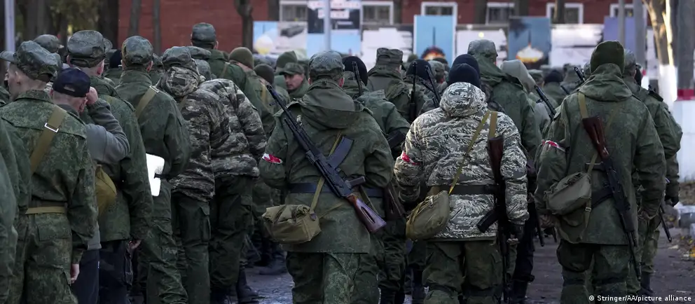 Появились сообщения о возможной подготовке новой мобилизации в РФ; власти отрицают планы. Разберём, какие признаки указывают на риски призыва и что об этом говорят официальные структуры и военные эксперты.
