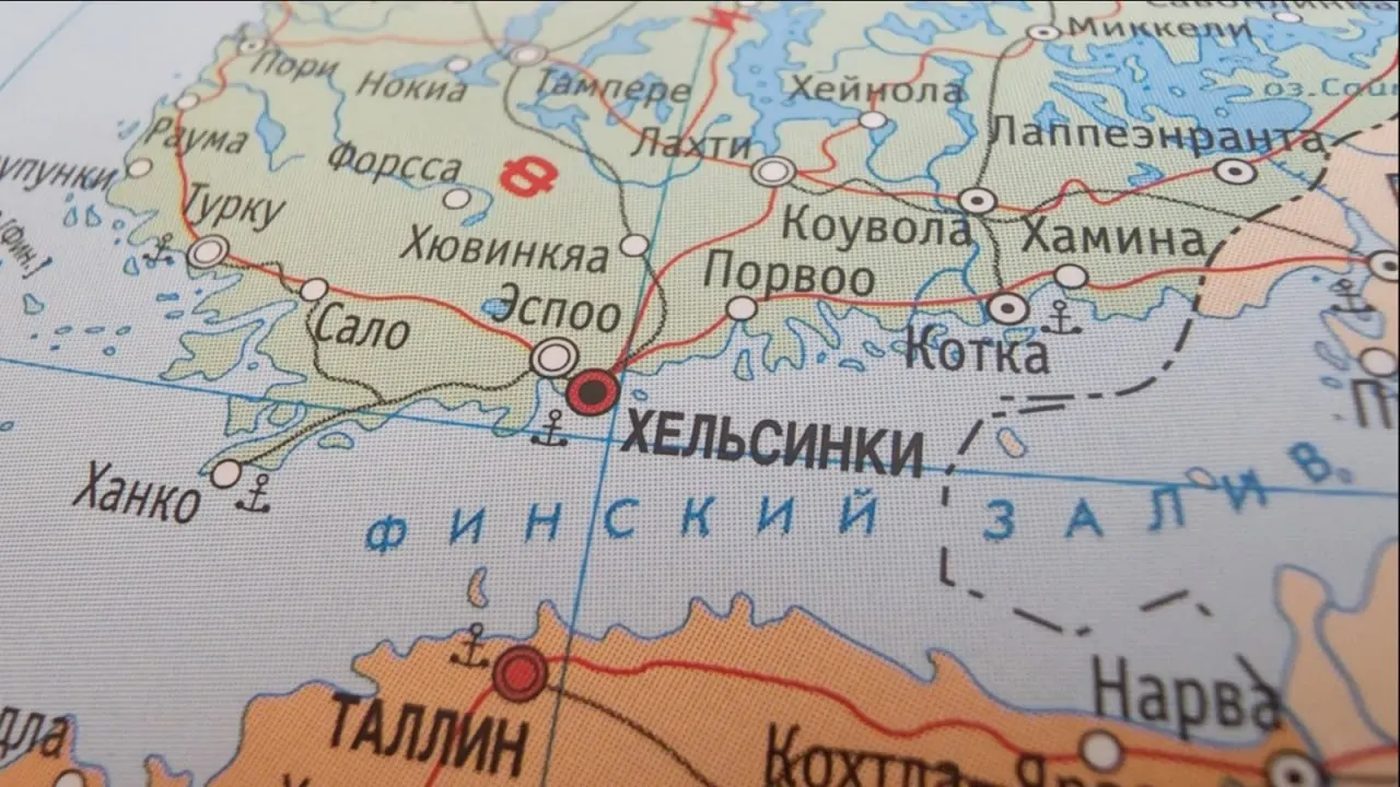 С 1 июля Россия увеличила таможенные пошлины на железнодорожные поставки в Финляндию в восемь раз. Поставки удобрений становятся убыточными и могут прекратиться в ближайшие недели; российские удобрения обеспечивали около 10–15% импорта Финляндии.