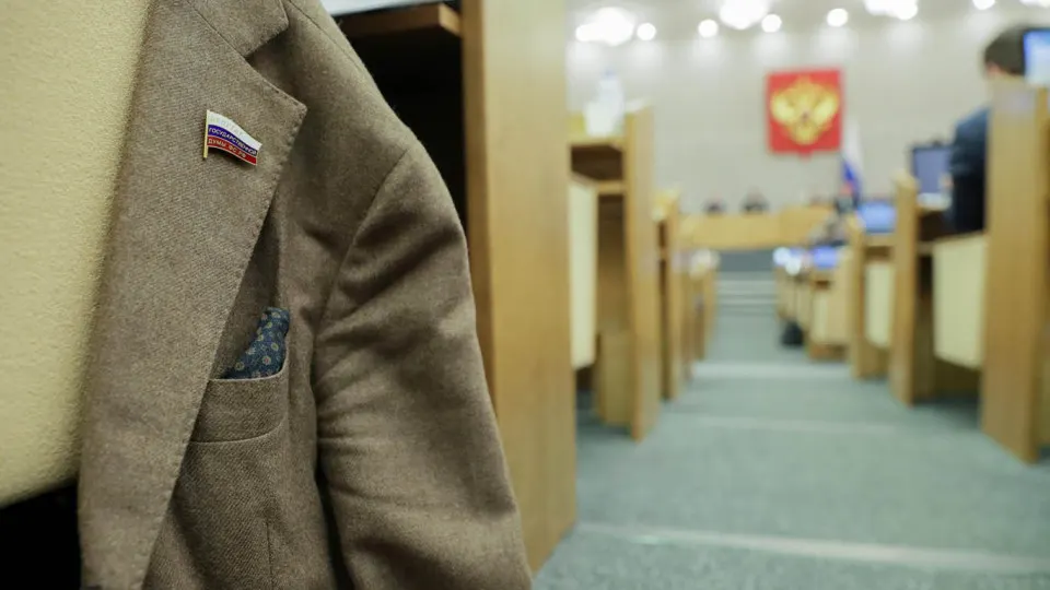 Кабинет министров поддержал инициативу об исключении наказаний за отсутствие или несвоевременную подачу деклараций региональными депутатами. Поправки требуют доработки — ведомства указали на несоответствия и особенности декларирования при назначениях.