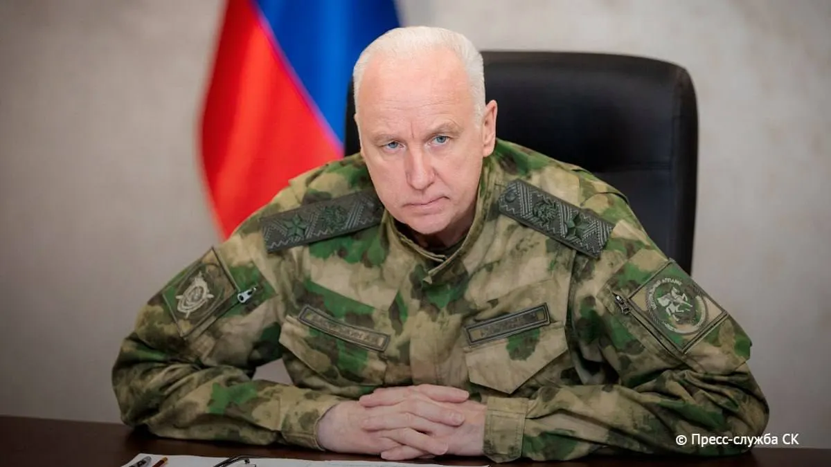 Глава Следственного комитета сообщил, что с начала военных действий 54 региона подвергались ударам; по его данным, погиб 1472 человека, ранены более 6,7 тыс., ущерб превышает 1 трлн рублей.