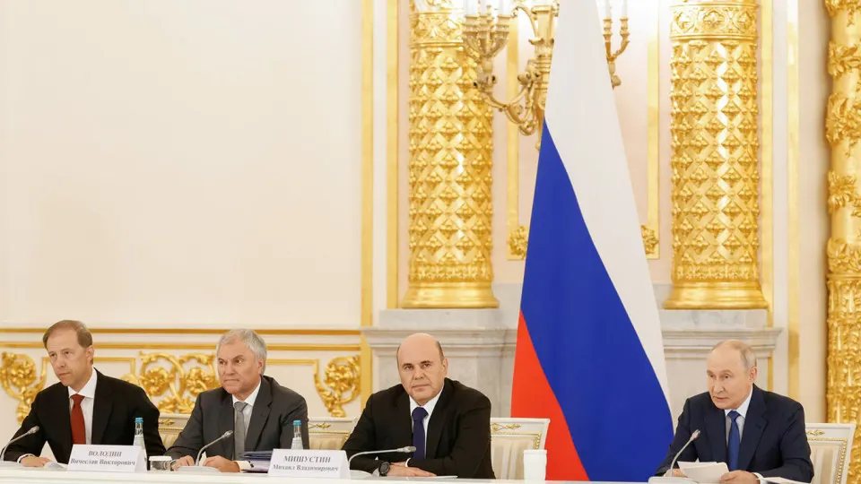 Президент обсудил меры по занятости участников боевых действий и ветеранов после завершения спецоперации, подчеркнув важность подготовки к возвращению.
