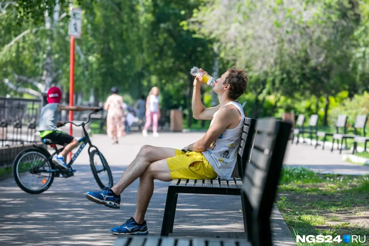 На следующей неделе в Красноярске ожидается до +29…+31°C в первые дни, затем температура постепенно снизится до более комфортных значений.