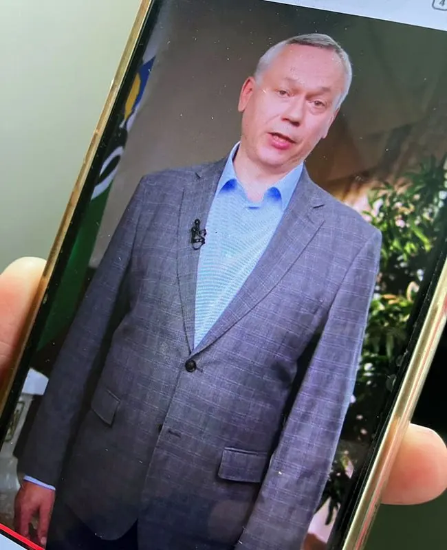 За считанные дни до выборов Госдумы и региональных парламентов в Сибири идут разговоры о госуслугах, допечатке бюллетеней и агитации.