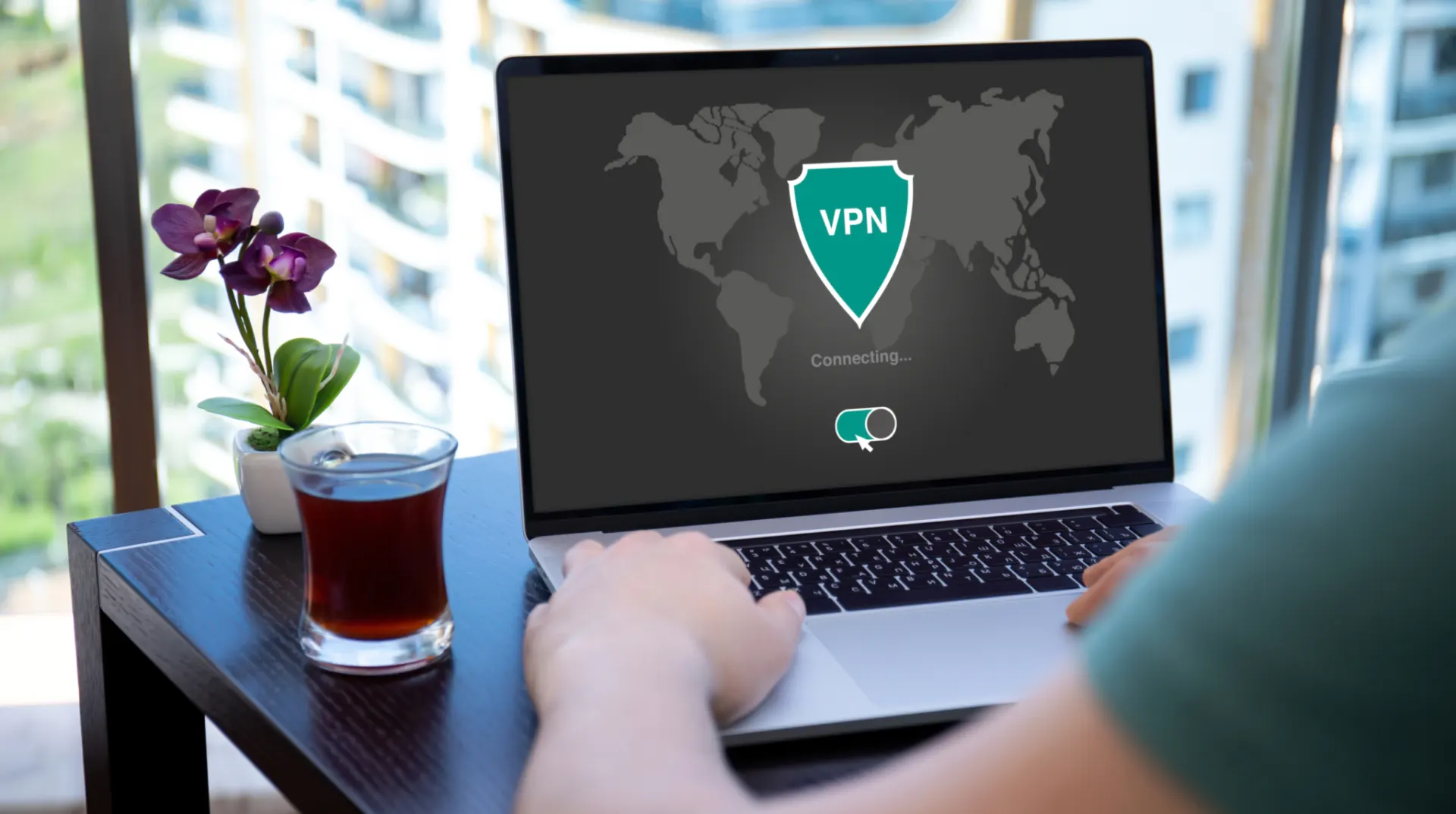 За неделю десятки VPN‑провайдеров сообщили о новых ограничениях и блокировках; некоторые обещают обходные решения, другим пришлось менять сервера.