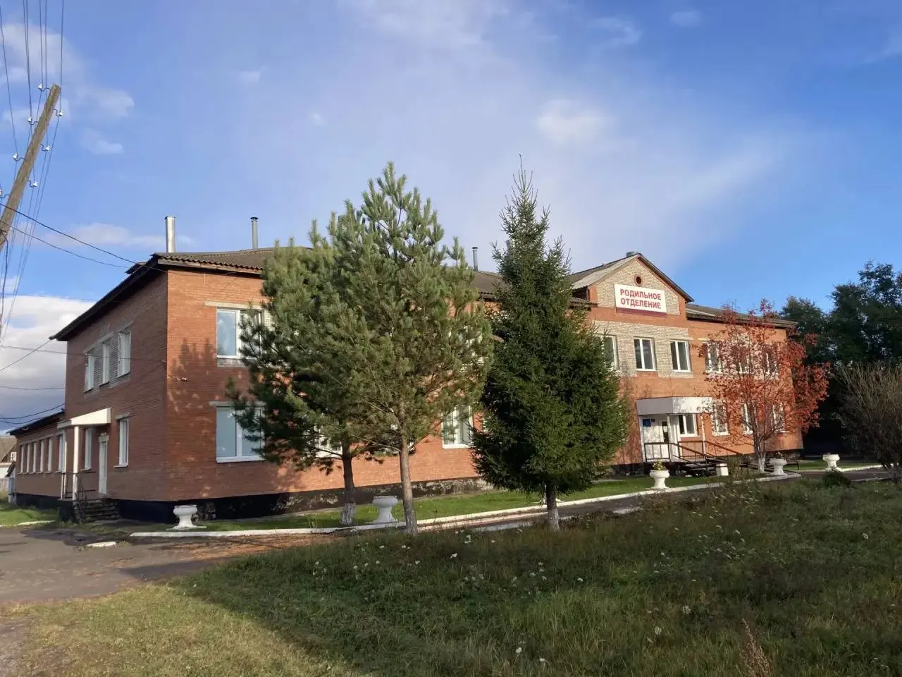 Депутат сообщил о возможности объединения Курагинской районной больницы с Минусинской ЦРБ, что вызывает тревогу из-за увольнений персонала и удалённости услуг.